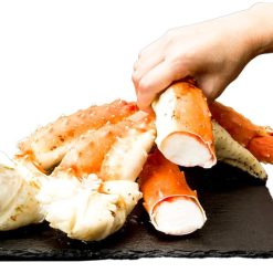 超特大タラバガニ肩付き脚(ボイル済) タラバ たらば タラバガニ たらばがに たらば蟹 約9Lサイズ たらば肩付き脚 タラバガニ肩付き脚 タラバガニボイル たらば脚 満足良品館カニ (1肩 2kg 正味重量1.6kg)